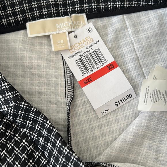 NWT Michael Kors Cropped Check Pintuck Pant - Picture 7 of 10